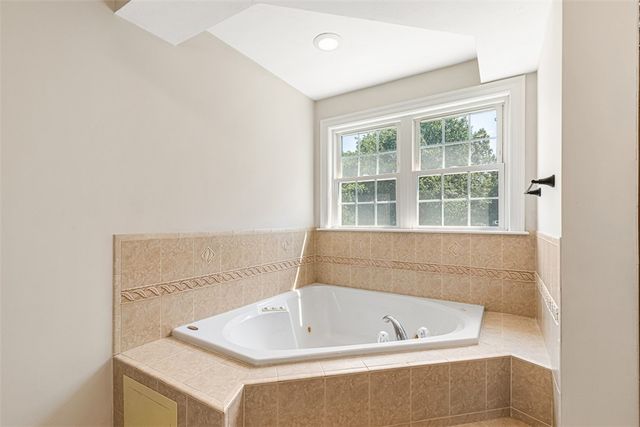 670 Hickory Road, North Attleboro, MA 02760