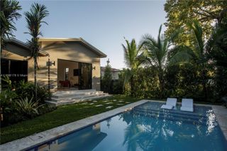 2434 SW 19th St, Miami, FL 33145