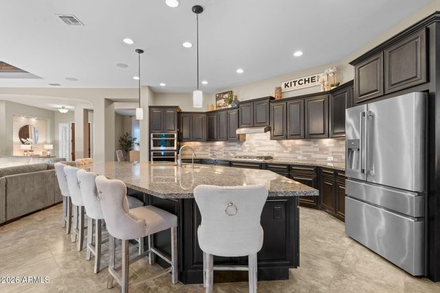 3781 E CHESTNUT Lane, Gilbert, AZ 85298
