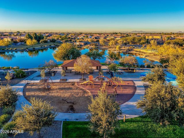 3781 E CHESTNUT Lane, Gilbert, AZ 85298