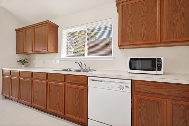 2239 Enchanted Park Lane, Katy, TX 77450