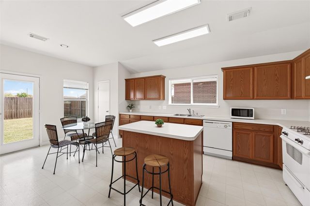 2239 Enchanted Park Lane, Katy, TX 77450