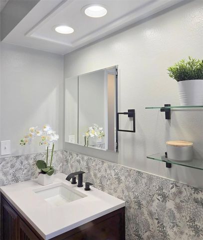 3408 STIRLING ROAD, Palm Harbor, FL 34684