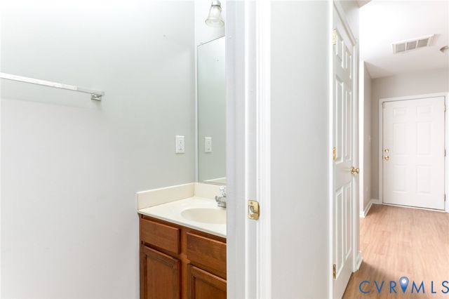 414 Westover Pines Dr, Richmond, VA 23223