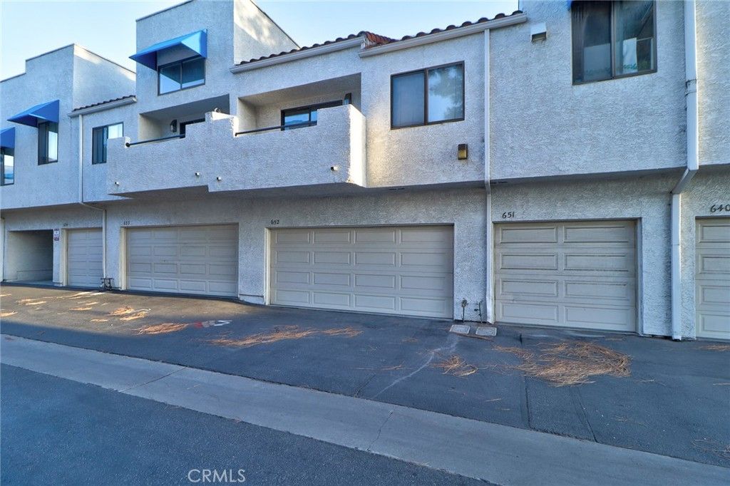 652 Park Shadow Court, Baldwin Park, CA 91706 — photo 2