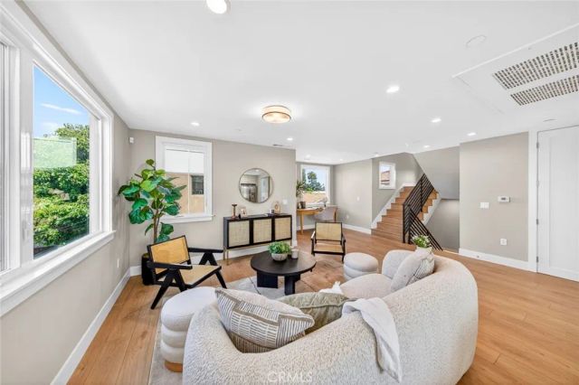 5935 Kauffman Ave. C, Temple City, CA 91780