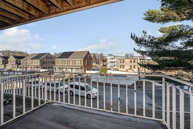 270 E Haverhill St 12, Lawrence, MA 01841