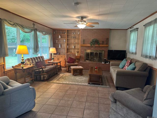2412 South St, Baker, LA 70714
