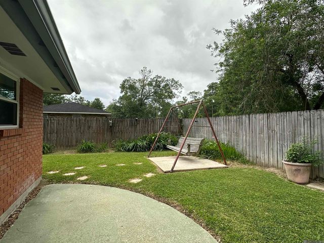 2412 South St, Baker, LA 70714
