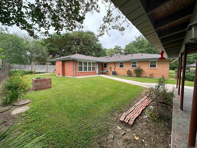 2412 South St, Baker, LA 70714
