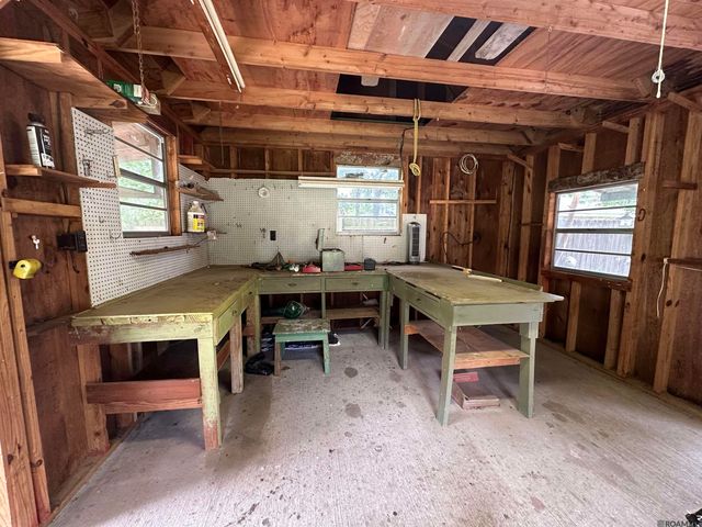 2412 South St, Baker, LA 70714