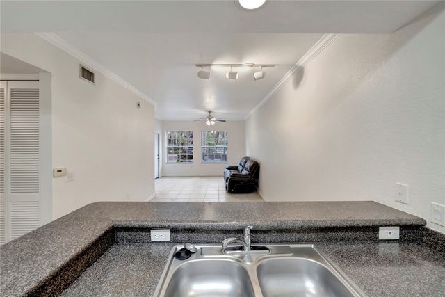 2340 57th Circle 2340, Vero Beach, FL 32966