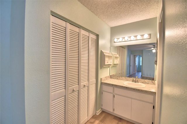 4903 DAWNVIEW LANE, Lakeland, FL 33811