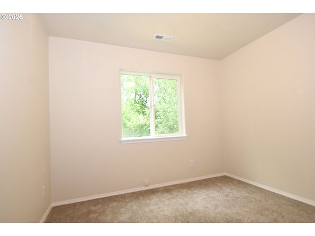 1381 Ne KINNEY St, Hillsboro, OR 97124