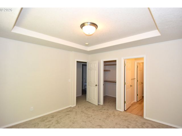 1381 Ne KINNEY St, Hillsboro, OR 97124