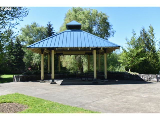 1381 Ne KINNEY St, Hillsboro, OR 97124