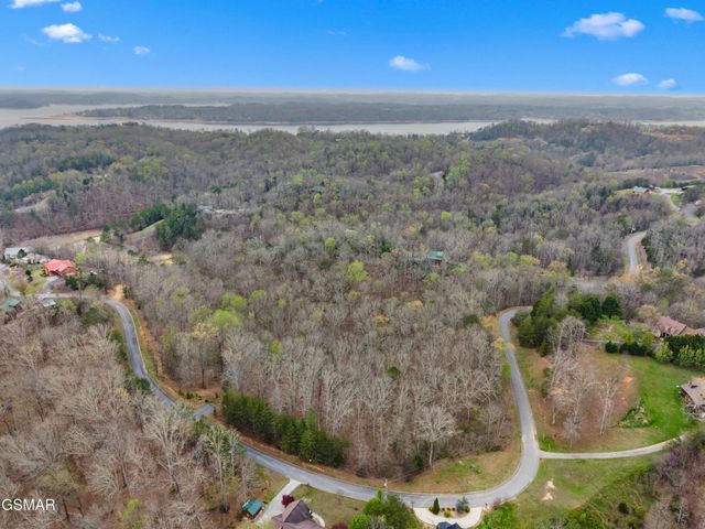 106 Turtle Dove Trail, Dandridge, TN 37725
