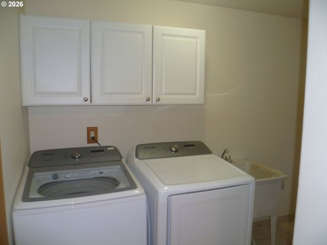 17412 Se 15TH Way 8, Vancouver, WA 98683