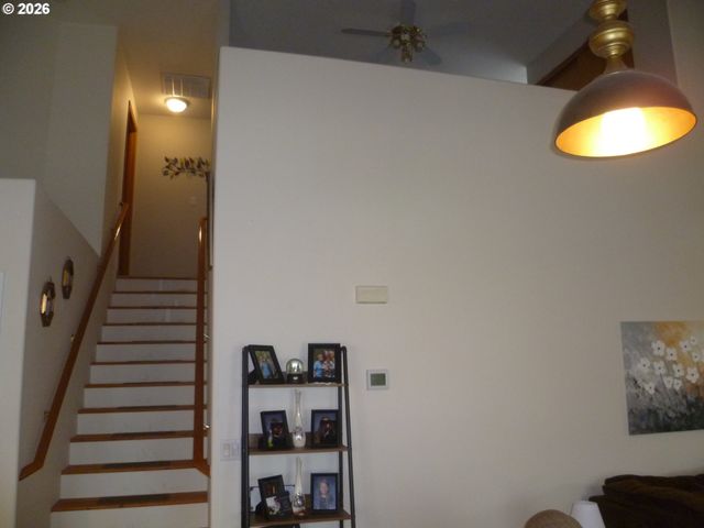 17412 Se 15TH Way 8, Vancouver, WA 98683