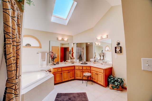830 Coyote Trail, Manteno, IL 60950