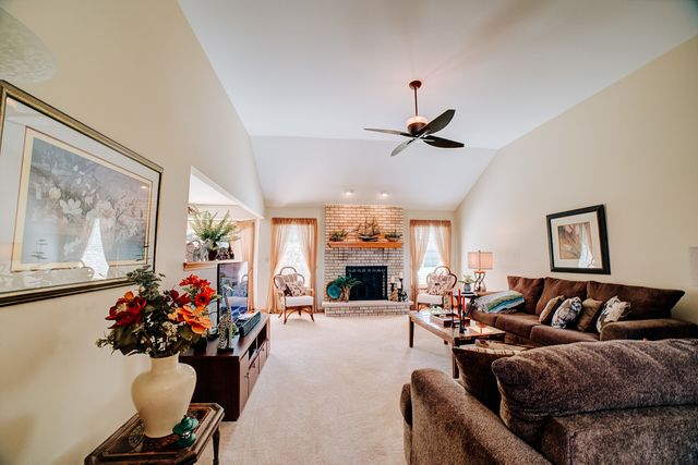 830 Coyote Trail, Manteno, IL 60950