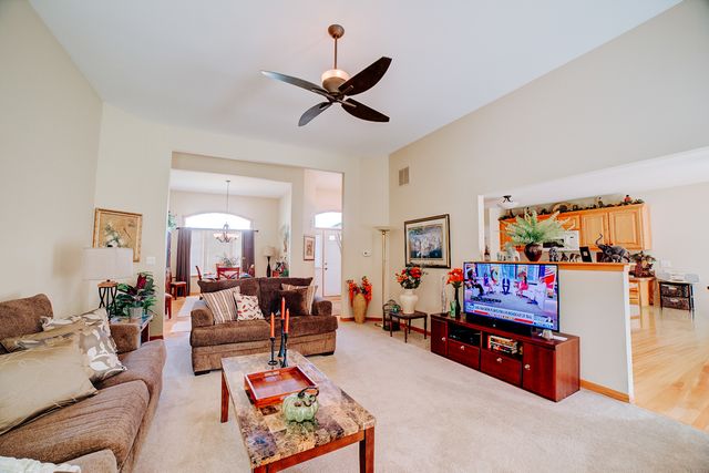 830 Coyote Trail, Manteno, IL 60950