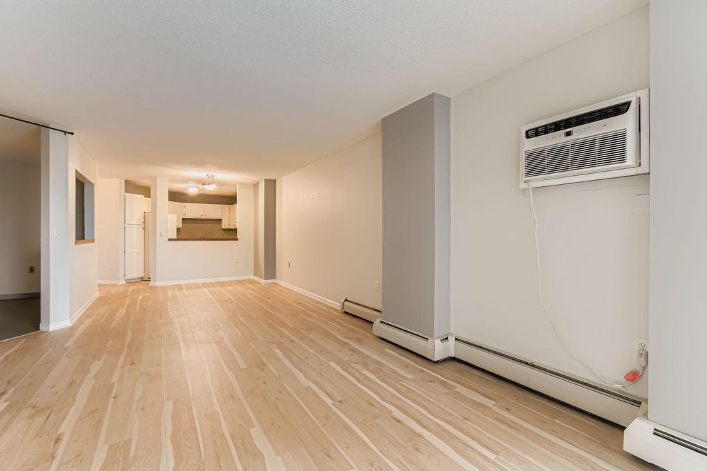 6500 Woodlake Drive 401, Richfield, MN 55423 — photo 3