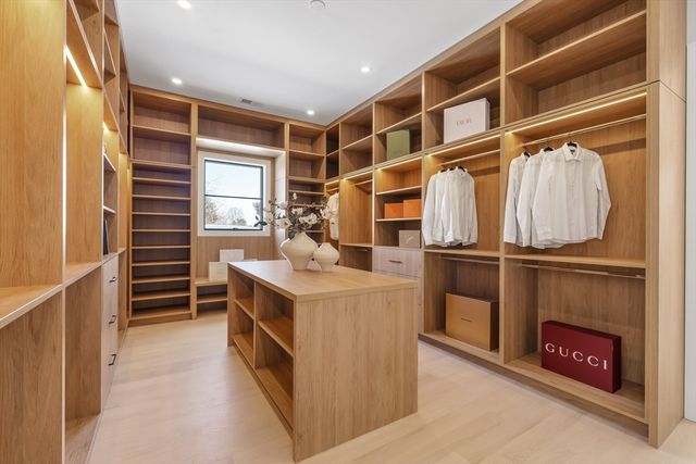 28 Dorothy Rd, Newton, MA 02459