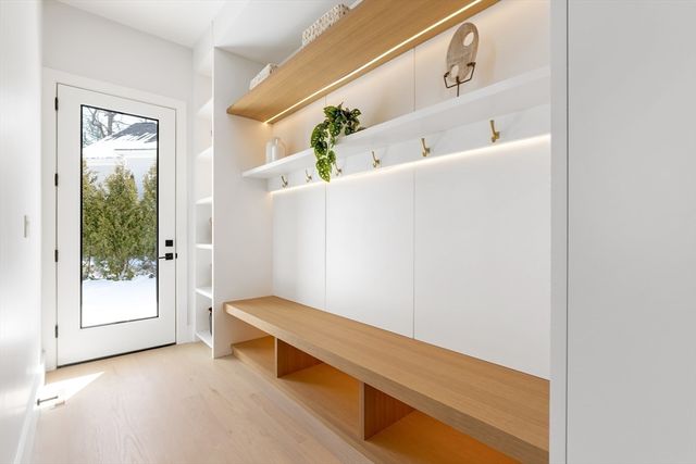 28 Dorothy Rd, Newton, MA 02459