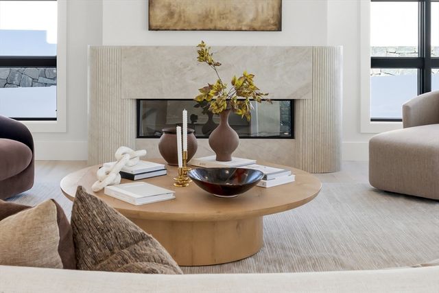 28 Dorothy Rd, Newton, MA 02459