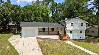 2706 Fordham Drive, Fayetteville, NC 28304