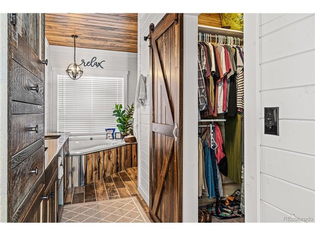 274 County Road 356, Westcliffe, CO 81252