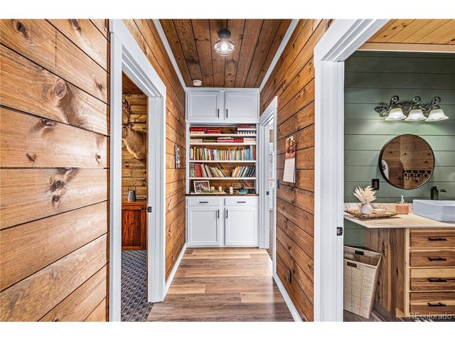 274 County Road 356, Westcliffe, CO 81252