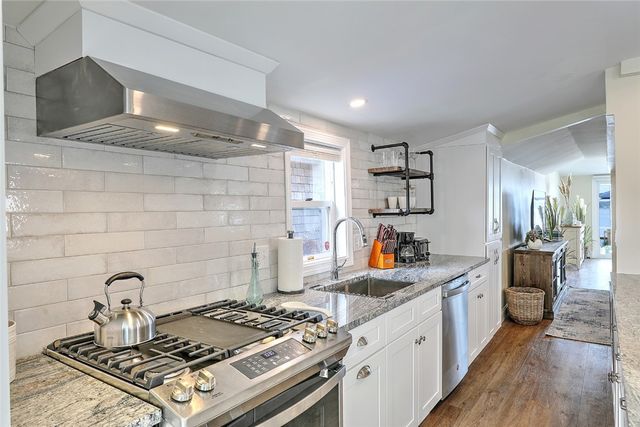 45 White Avenue, East Providence, RI 02915