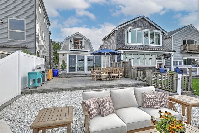 45 White Avenue, East Providence, RI 02915