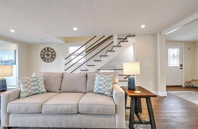 45 White Avenue, East Providence, RI 02915