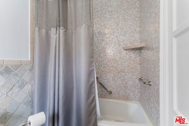 4205 Mildred Avenue, Los Angeles, CA 90066