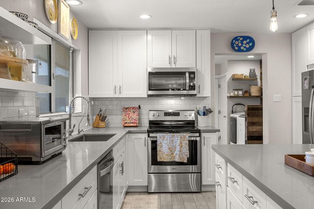 2510 N 26TH Street, Phoenix, AZ 85008
