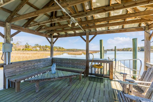 1988 Long Creek Road, Wadmalaw Island, SC 29487