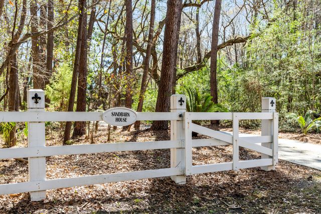 1988 Long Creek Road, Wadmalaw Island, SC 29487