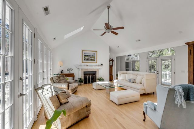 1988 Long Creek Road, Wadmalaw Island, SC 29487