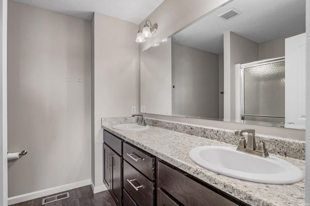 13091 Magnolia Creek Trail, Fort Wayne, IN 46814