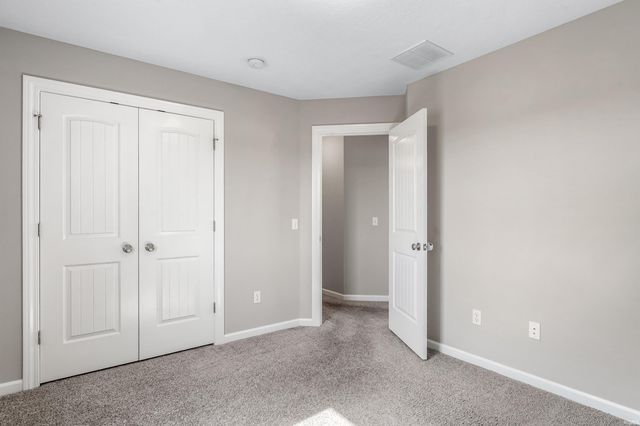 13091 Magnolia Creek Trail, Fort Wayne, IN 46814