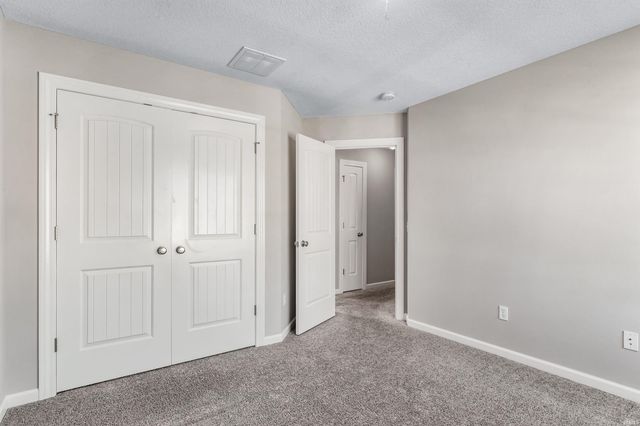 13091 Magnolia Creek Trail, Fort Wayne, IN 46814