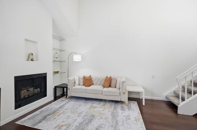 2732 Buena View Court, San Jose, CA 95121