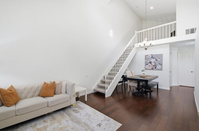 2732 Buena View Court, San Jose, CA 95121