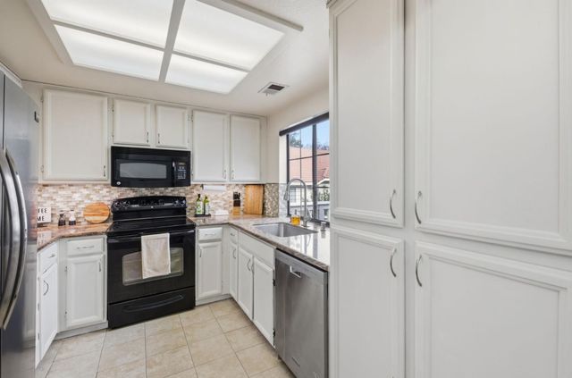 2732 Buena View Court, San Jose, CA 95121