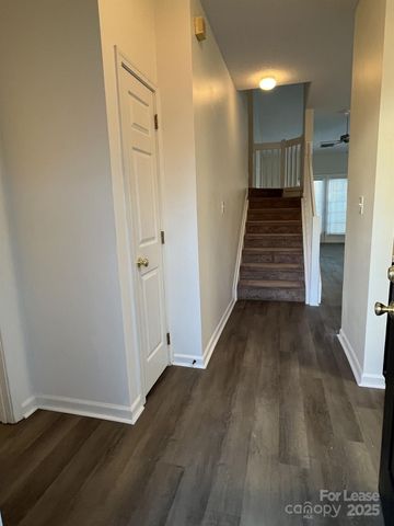 6377 Mallard View Lane, Charlotte, NC 28269