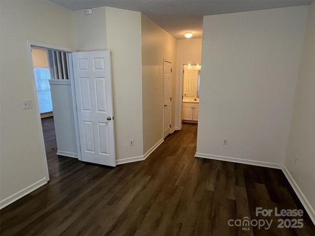 6377 Mallard View Lane, Charlotte, NC 28269