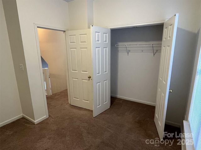 6377 Mallard View Lane, Charlotte, NC 28269